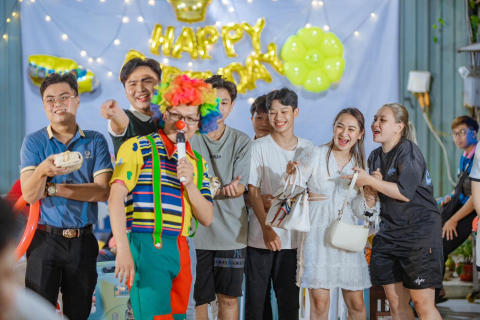 TIỆC THÔI NÔI BÉ ANH ĐỨC - RUBY