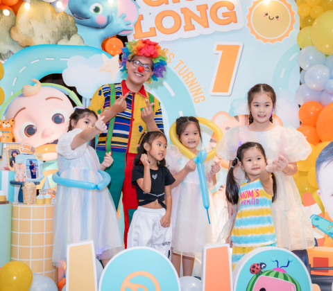 TIỆC THÔI NÔI BÉ GIA LONG