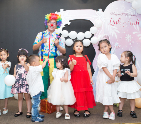 TIỆC SINH NHẬT BÉ LINH ANH