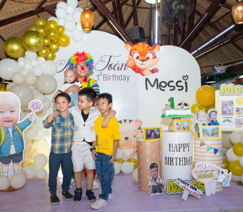 TIỆC THÔI NÔI BÉ MINH TOÀN - MESSI