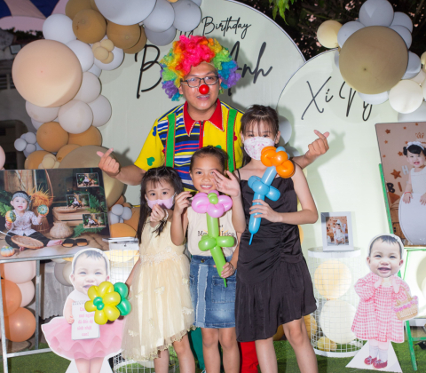 TIỆC SINH NHẬT BÉ BẢO ANH - XÍ NGẦU